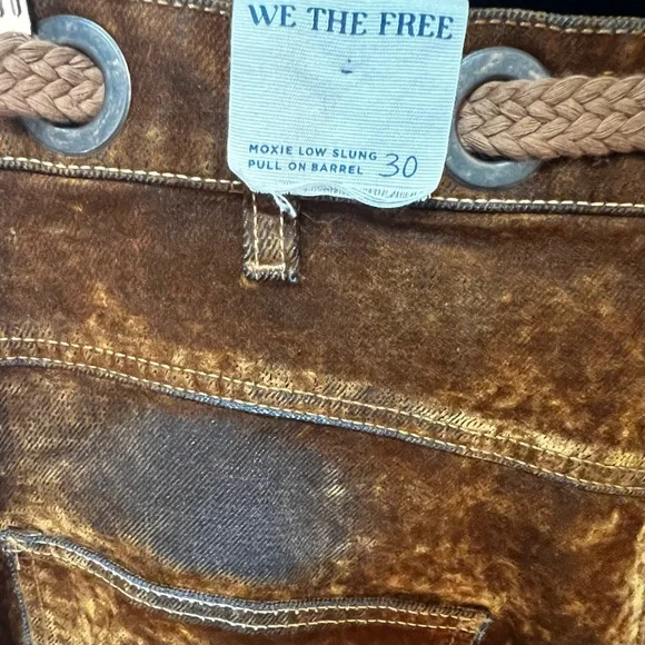 We The Free by FREE PEOPLE: “Moxie Flocked” Low Slung Barrel Jeans in RUST…NWT - Picture 10 of 12
